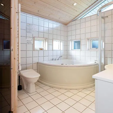 10 Person In Idestrup Tatil Evi