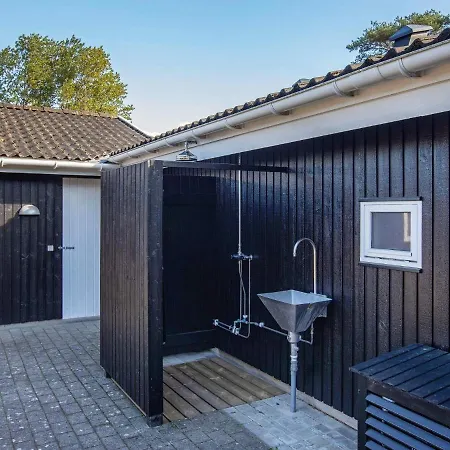 Tatil Evi 10 Person In Idestrup