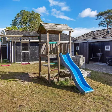 Tatil Evi 10 Person In Idestrup *